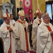 Początek plenarnych obrad synodu archidiecezji wrocławskiej