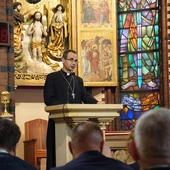 Obrady plenarne II Synodu Archidiecezji Wrocławskiej. Jak słudzy przy stągwiach w Kanie