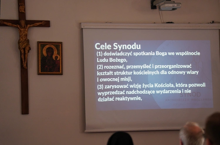 Obrady plenarne II Synodu Archidiecezji Wrocławskiej. Jak słudzy przy stągwiach w Kanie