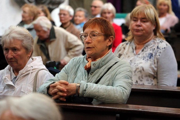 Procesja z relikwiami św. Doroty i św. Stanisława we Wrocławiu 2025