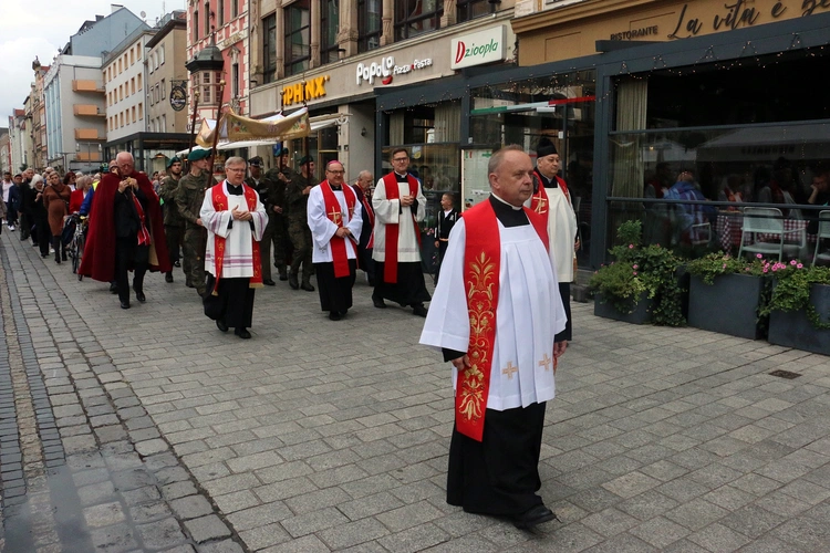 Procesja z relikwiami św. Doroty i św. Stanisława we Wrocławiu 2025