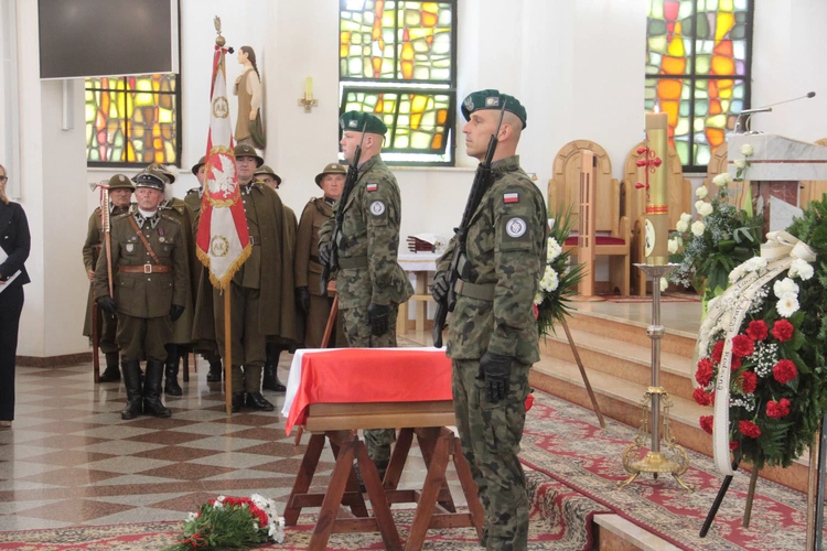 Krużlowa. Pogrzeb śp. Stanisława Barana w 86 lat od jego śmierci