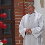 Od 60 lat pełni służbę przy ołtarzu