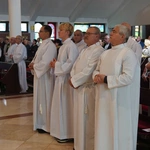 Od 60 lat pełni służbę przy ołtarzu