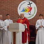 Od 60 lat pełni służbę przy ołtarzu