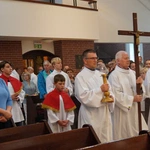Od 60 lat pełni służbę przy ołtarzu