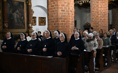 157 lat elżbietańskich
