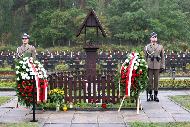 Abp Galbas w Palmirach: Wojna zawsze zaczyna się od słów, podziałów i obojętności wobec drugiego człowieka