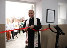 Otwarcie siłowni parafialnej w Słupi