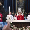 Biskup podkreślił, że szukając otuchy, zawsze warto odwołać się do Pisma Świętego. 