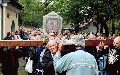 Pielgrzymi przyznawali, że dla wielu z nich to wrześniowe wydarzenie to już rodzinna tradycja.