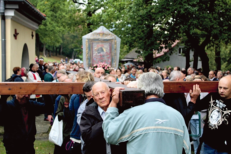 Pielgrzymi przyznawali, że dla wielu z nich to wrześniowe wydarzenie to już rodzinna tradycja.
