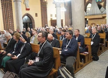 Czas modlitwy i rozmowy, słuchania i ciszy.