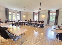 Rekolekcjonista prowadził uczestników drogą lectio divina. 
