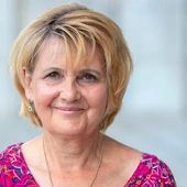 Maria Głodek przez rok pełniła posługę katechisty w parafii MB Częstochowskiej w Zielonce, a potem podjęła ją w parafii św. Mateusza Ewangelisty w Dawidach Bankowych. Katechiści posługują też w parafiach: w Halinowie, Legionowie, Karczewie, Chotomowie, Otwocku czy św. Floriana na Pradze. 