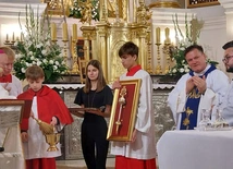 Berło dla Matki Bożej