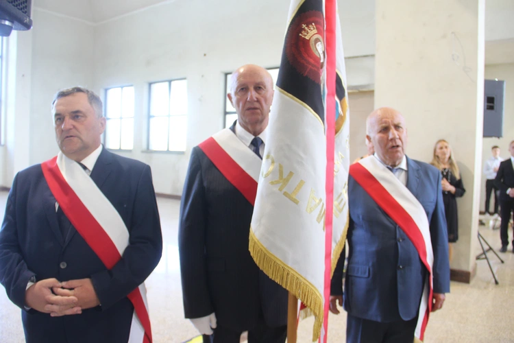 Wmurowanie kamienia węgielnego w Czarnym Potoku