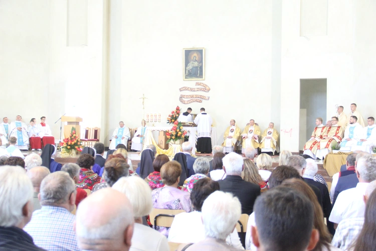 Wmurowanie kamienia węgielnego w Czarnym Potoku