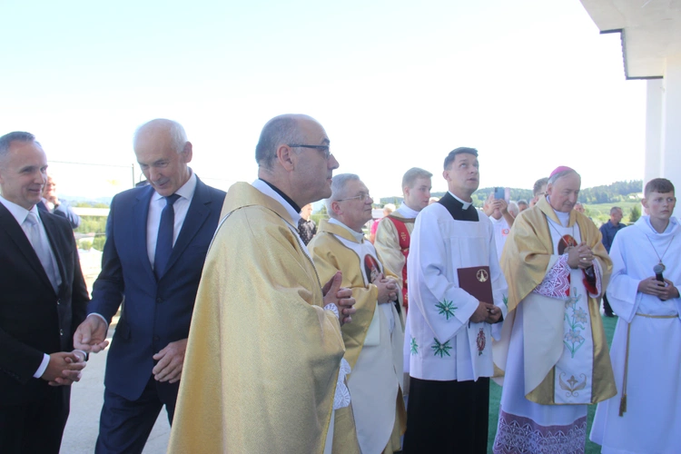 Wmurowanie kamienia węgielnego w Czarnym Potoku