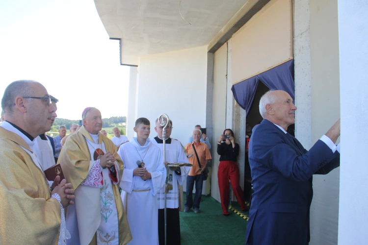 Wmurowanie kamienia węgielnego w Czarnym Potoku