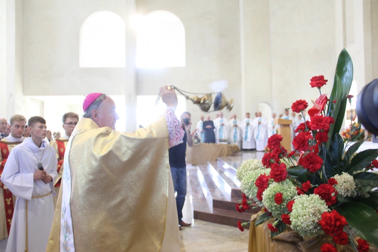 Wmurowanie kamienia węgielnego w Czarnym Potoku