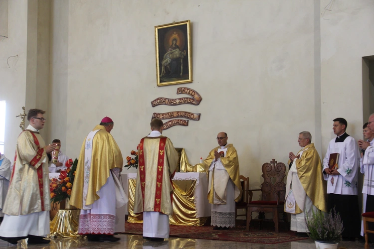 Wmurowanie kamienia węgielnego w Czarnym Potoku