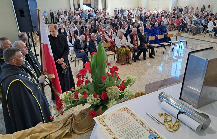 Wmurowanie kamienia węgielnego w Czarnym Potoku