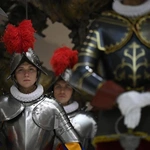 Gwardia Szwajcarska przygotowuje się do przysięgi nowych rekrutów