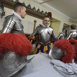 Gwardia Szwajcarska przygotowuje się do przysięgi nowych rekrutów