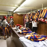 Gwardia Szwajcarska przygotowuje się do przysięgi nowych rekrutów