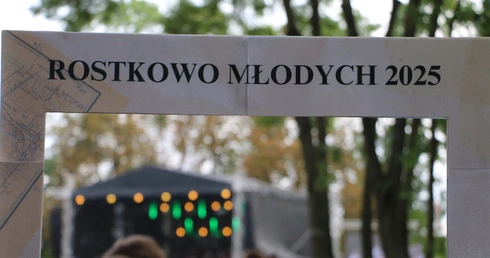 Rostkowo. Magnes świętości