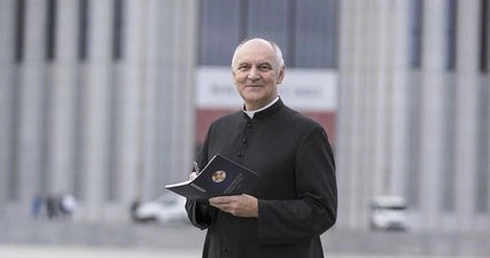 „Dzienniczek wdzięczności”. Świątynia Opatrzności Bożej proponuje pomoc w codziennej modlitwie