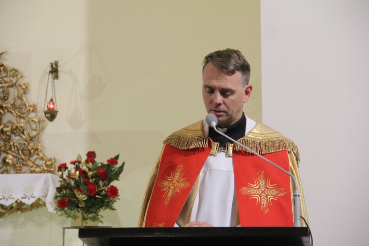 Żyraków. Ze św. Stanisławem Kostką