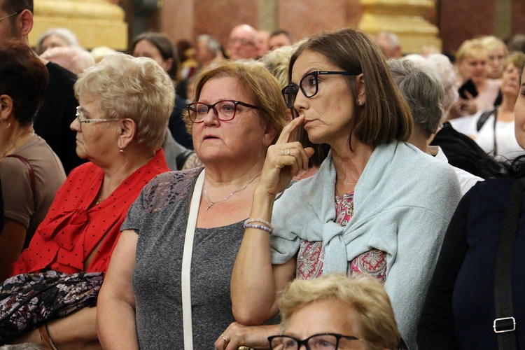 Pielgrzymka wiernych i duchowieństwa archidiecezji wrocławskiej na Jasną Górę