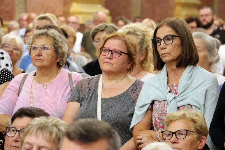 Pielgrzymka wiernych i duchowieństwa archidiecezji wrocławskiej na Jasną Górę