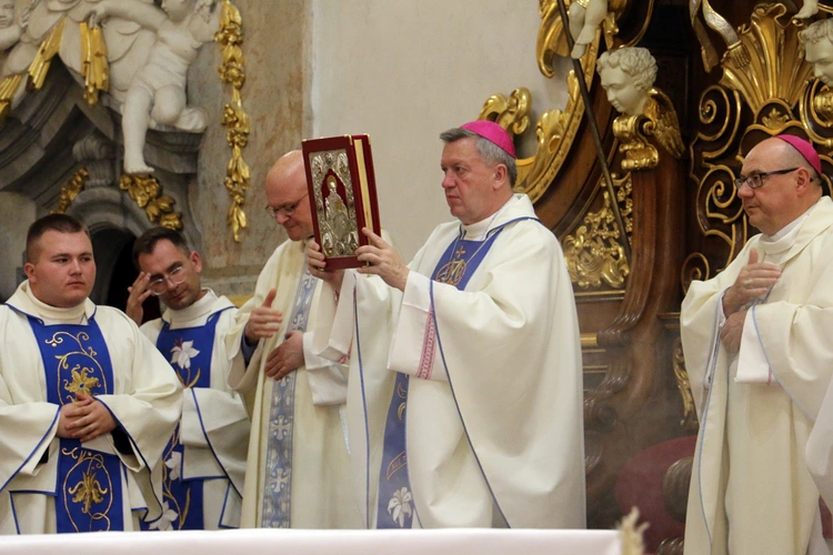 Pielgrzymka wiernych i duchowieństwa archidiecezji wrocławskiej na Jasną Górę