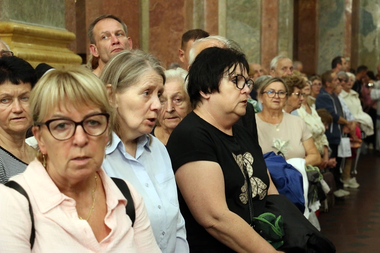 Pielgrzymka wiernych i duchowieństwa archidiecezji wrocławskiej na Jasną Górę