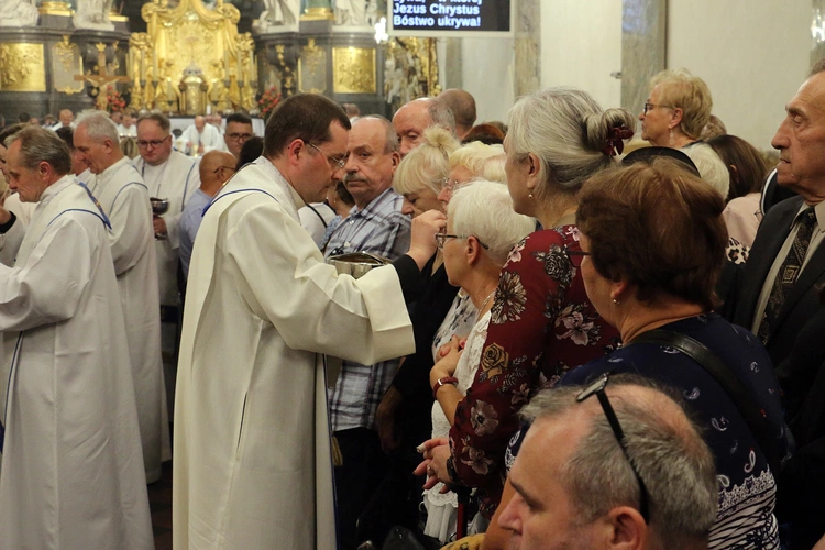 Pielgrzymka wiernych i duchowieństwa archidiecezji wrocławskiej na Jasną Górę