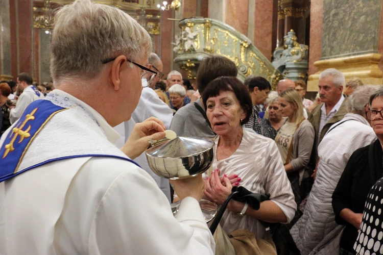 Pielgrzymka wiernych i duchowieństwa archidiecezji wrocławskiej na Jasną Górę