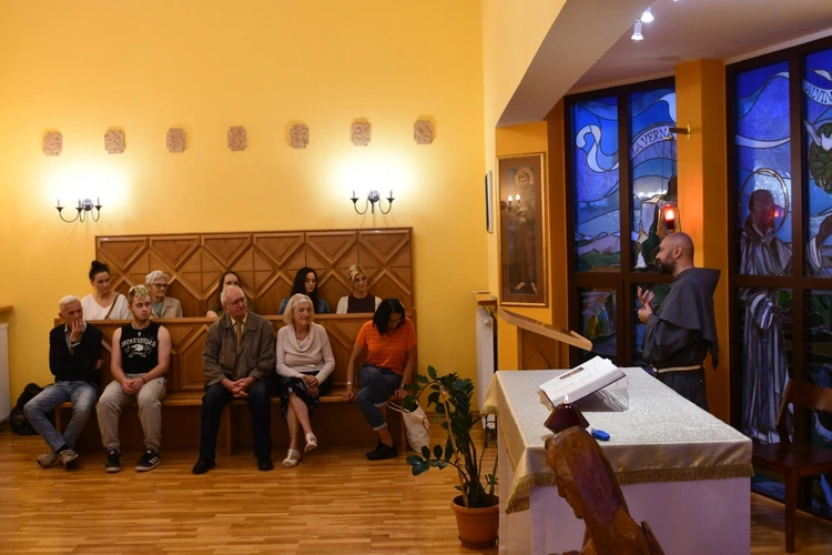 O Świętej Liturgii u zielonogórskich franciszkanów