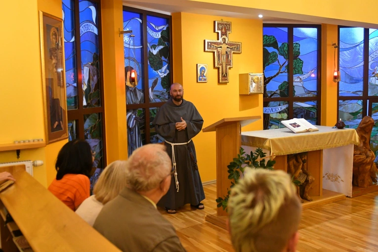 O Świętej Liturgii u zielonogórskich franciszkanów
