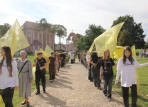 Barwnie, radośnie i z energią