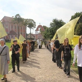 Barwnie, radośnie i z energią