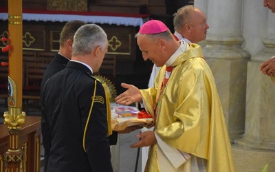 Pielgrzymka strażaków w Radomiu