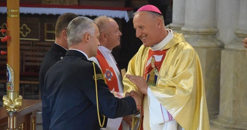 Bogu na chwałę, ludziom na ratunek