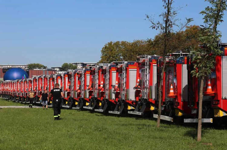 Małopolscy strażacy otrzymali nowe wozy