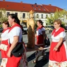 Przemarsz z figurami św. Jana Nepomucena