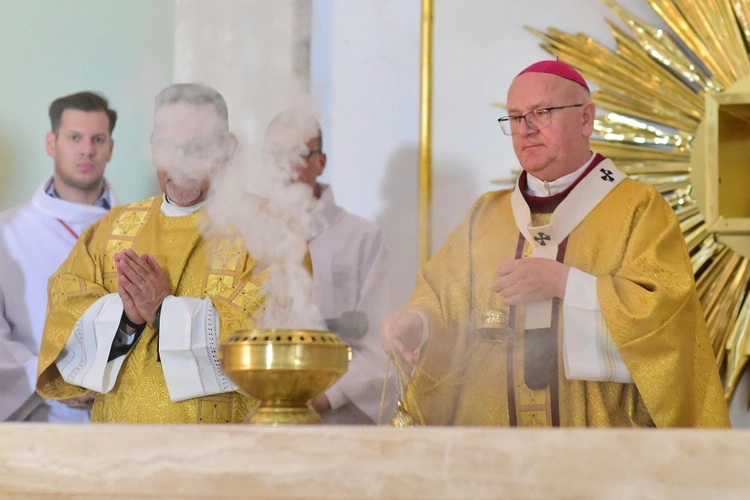 Ostróda. Poświęcenia kościoła Świętych Hiacynty i Franciszka