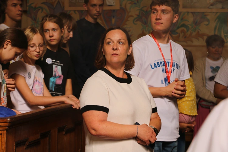 Pielgrzymka młodzieży do Przasnysza i Rostkowa 2025
