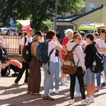Pielgrzymka młodzieży do Przasnysza i Rostkowa 2025